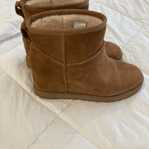 Ugg wedge boots